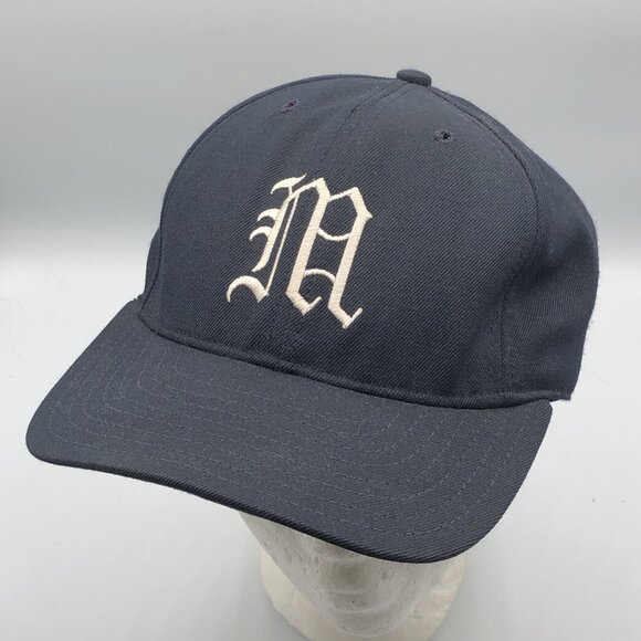 Vintage University Maine Black Bears Fitted Blue Hat Cap Size 7 1/4 Made in USA - Picture 1 of 11